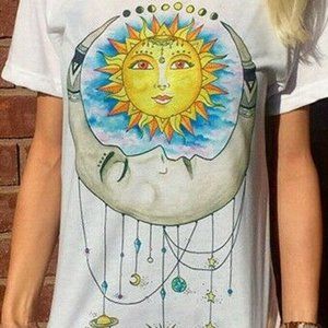 NWT Women's T-shirt Short sleeve "the moon" size L